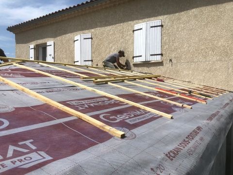 entreprise spécialisée en toiture en sud Ardèche