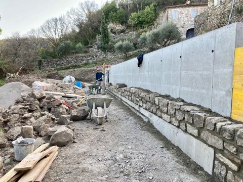entreprise spécialisée taille de pierre Ardèche